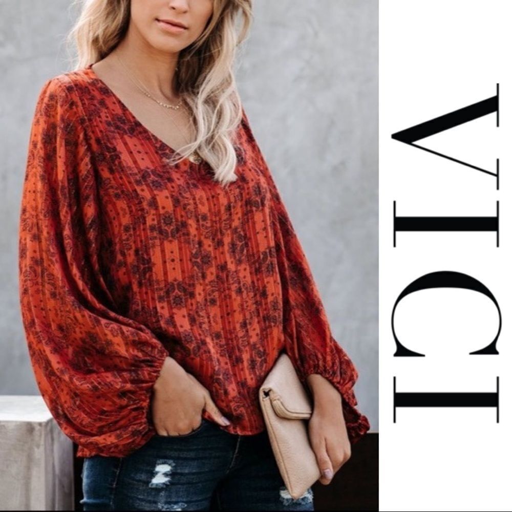 Vici Burnt Orange Loose Fit Peasant Sleeve Blouse - Women’s S